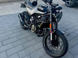 HUSQVARNA SVARTPILEN 125