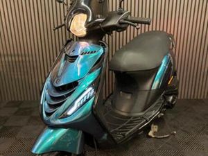 PIAGGIO ZIP 4T 2V BROM 2016 FULL OPTION CAMELEON — SCOOTERS | PIAGGIO — MARKTPLAATS