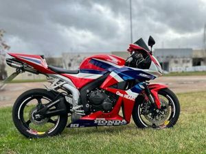 HONDA - CBR RR 600