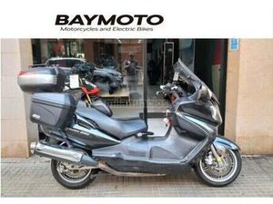 SUZUKI - BURGMAN 650 EXECUTIVE