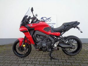 YAMAHA TRACER 9