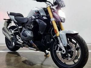 TRIUMPH TIGER 900 GT PRO