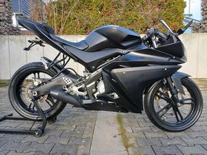 YAMAHA YZF-R125