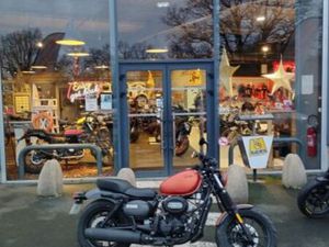 HYOSUNG 450 TE 2023 124 CM3 | MOTO CUSTOM | 1 614 KM | ORANGE | 44700 ORVAULT