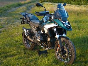 ② BMW R 1300 GS FULL OPTION **BTW / TVA**