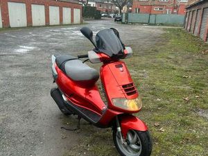 ② PIAGGIO SKIPPER LX 125 CC