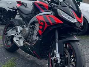 APRILIA TUONO 660 FACTORY