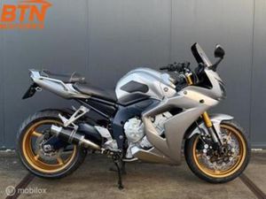 YAMAHA FZ1 FAZER 1000 VOLLE KUIP (2006) SPORTUITLAAT — MOTOREN | YAMAHA — MARKTPLAATS