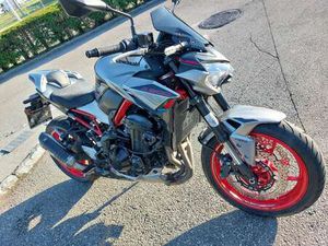 900 GINZINGER EDITION