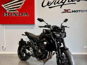 YAMAHA MT 09 ABS 2017 900 CM3 | MOTO ROADSTER | 11 515 KM | NOIR | 64600 ANGLET