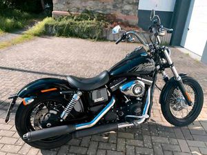 "HARLEY DAVIDSON" DYNA STREET BOB SCHWARZ 2015