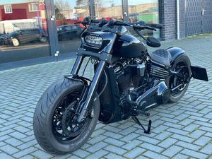 HARLEY-DAVIDSON FAT BOB 114"◊,AIRRIDE, JEKILL & HYDE, DARK PARTS