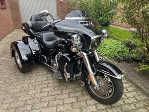 HARLEY DAVIDSON TRI GLIDE ULTRA FLHTCUTG 103 CI