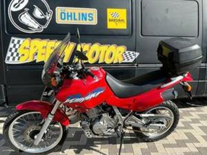 HONDA NX 650 DOMINATOR