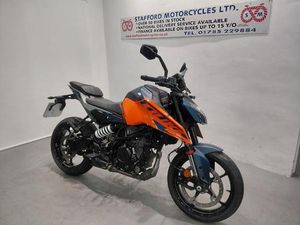 KTM 125 DUKE X-RING EURO 5 124 CC