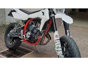 VENDO SWM SM 125 R (2022 - 24) USATA A AVIO (CODICE 9907690) - MOTO.IT