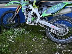 PARA VENDA KX250F 2016 ABRANTES (SÃO VICENTE E SÃO JOÃO) E ALFERRAREDE