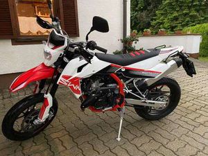 SM 125R