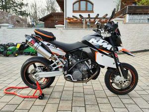 SUPERMOTO