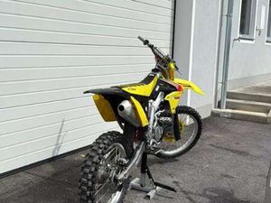 RMZ