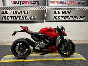 2022 DUCATI STREETFIGHTER V2