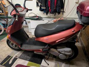 APRILIA LEONARDO 125