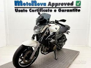 YAMAHA XJ6 - MOTONOVA