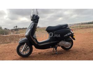 DOCKER MILANO BON ÉTAT