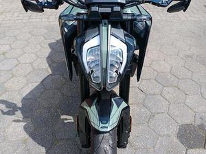 KTM 790 DUKE – THE SCALPEL