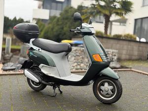 VESPA PIAGGIO SKR 125.CCM TOP ZUSTAND 2-TAKTER ORIGINAL SKIPPER