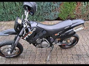 KTM LC4 640 SUPERMOTO