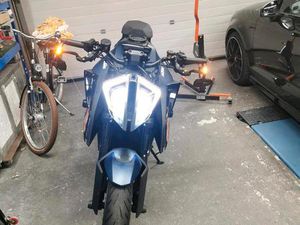 KTM 1290 SUPER DUKE R EVO MIT TECHPACK + NOCH > 3 JAHR GARANTIE