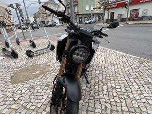 HONDA CB125R DE 2021 SEMI-NOVO BAIXA DA BANHEIRA E VALE DA AMOREIRA