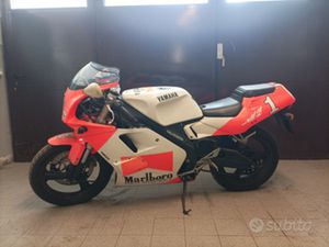 YAMAHA TZR 125 RED ROCKET