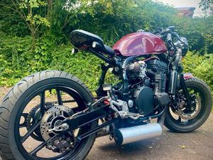 VERKAUFE KAWASAKI GPX 750R CAFERACER UMBAU