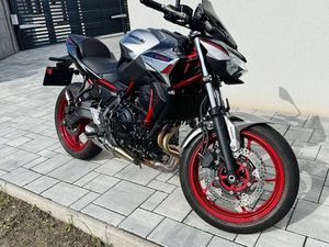 KAWASAKI Z 650