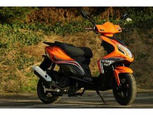 MGB R8 125 CC SPORTS SCOOTER AFFORDABLE RELIABLE COMMUTER A1 LICENCE LEARNER