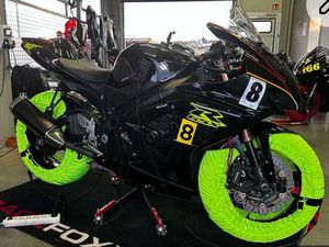 SUZUKI GSXR 1000 K7/RENNMASCHINE TOP GEPFLEGT & VERBAUT/WENIG KM