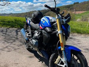BMW R1250R ROADSTER MIT KOMFORT- & DYNAMIK-PAKET, + EXTRAS