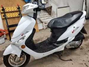 ② PEUGEOT V CLIC A KLASSE