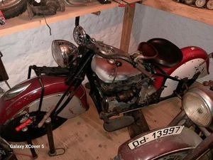 INDIAN FOUR 1941 NO INDIAN CHIEF