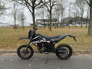 RIEJU MRT 125 SM MIT ERST 1985KM