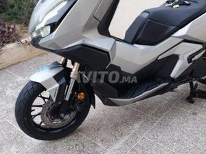 HONDA ADV 350 SURÉQUIPÉE