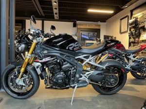 TRIUMPH SPEED TRIPLE 1200 RS 2022