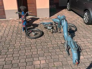 2X DKW HUMMEL 101 ZUM WIEDERAUFBAU MIT PAPIEREN & ERSATZTEILEN