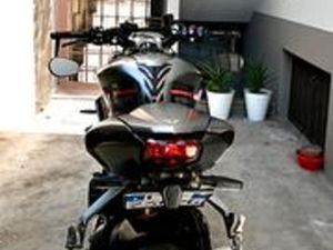 TRIUMPH STREET TRIPLE 765 RS