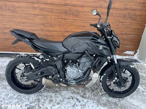 YAMAHA MT