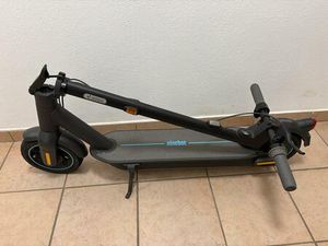 SEGWAY-NINEBOT MAX G30D II E-SCOOTER NEUWERTIG <100KM