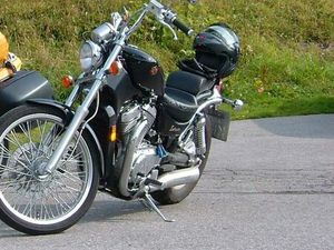 SUZUKI INTRUDER VS 750