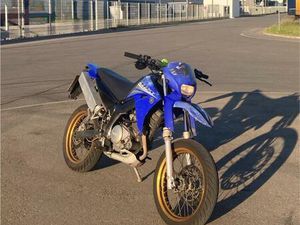 YAMAHA XT 125